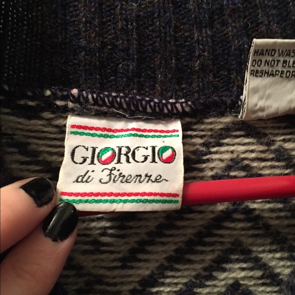 100% Wool, Italian Made Sweater. Size XL. - Picture 5 of 7